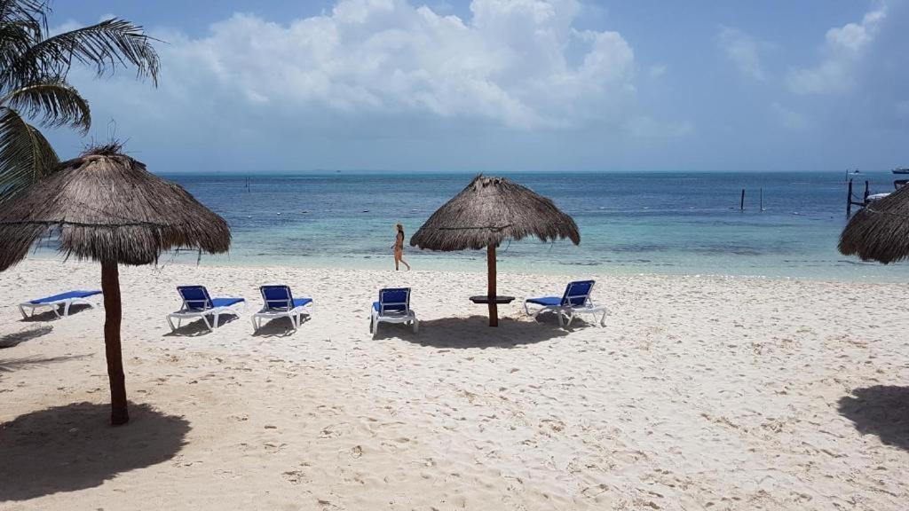 Cancun Beachfront 417 ภายนอก รูปภาพ